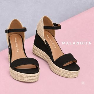 (Category: ) located in . Submitted by malanditashoes (Listing ID 1462562430, Image 1). Description: .