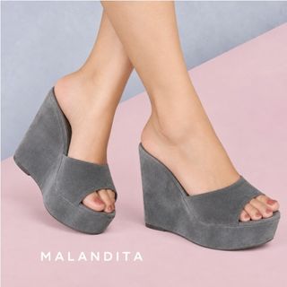 (Category: ) located in . Submitted by malanditashoes (Listing ID 1462571269, Image 1). Description: .