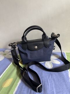 （分類：）位於 。 由 abba000 提交（商品編號 1462503872，圖片 1）。簡介： 。