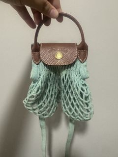 (Category: ) located in . Submitted by vee_ (Listing ID 1462531769, Image 1). Description: .