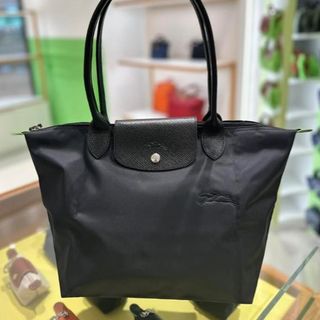 (Category: ) located in . Submitted by bestgiftselect (Listing ID 1462617813, Image 1). Description: .