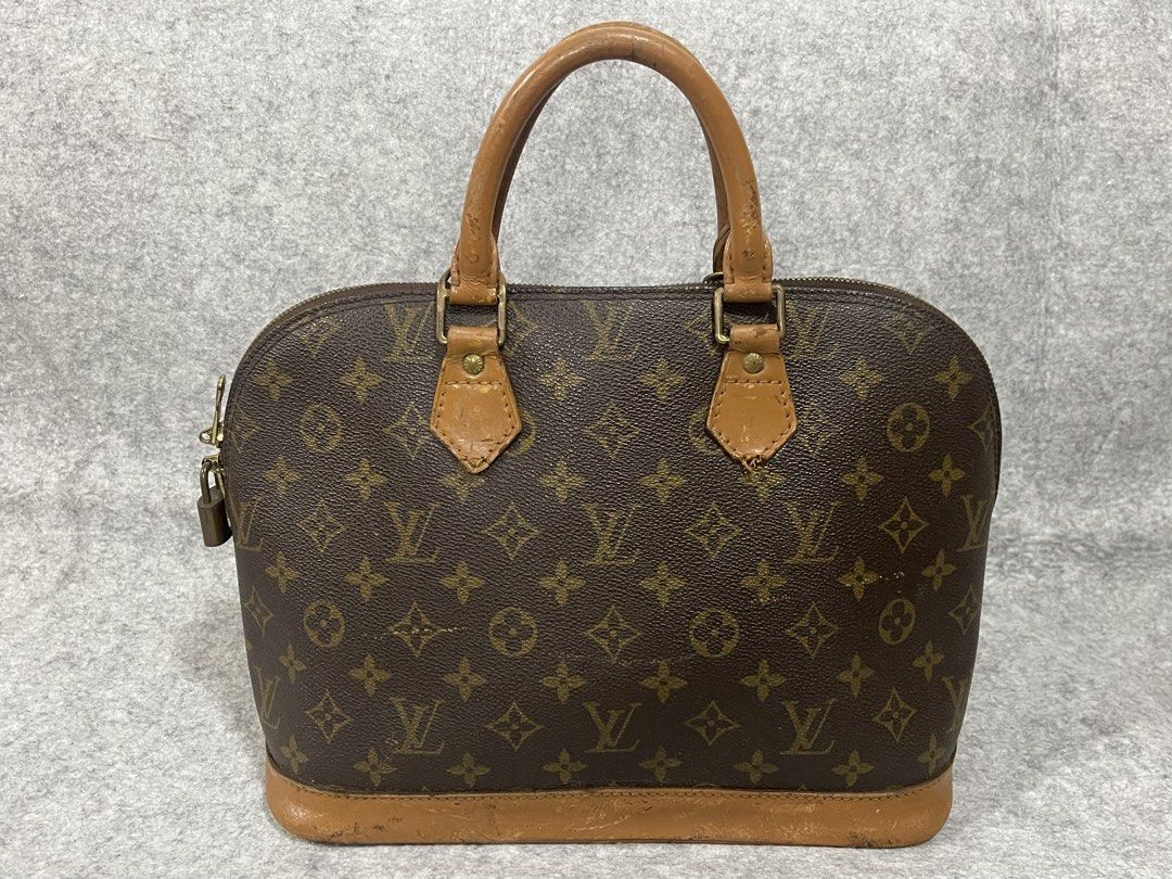 louis vuitton alma (Category: Purses & Pouches) located in Calamba. Submitted by thriftingoverload (Listing ID 1462574188, Image 3). Description: plus shipping fee recolor na ung leather nya.