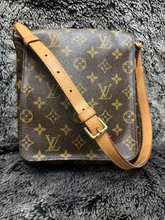 （分類：）位於 。 由 prelovestuff23 提交（商品編號 1462623672，圖片 1）。簡介： 。