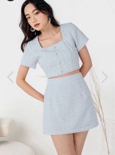 (Category: ) located in . Submitted by _cclothing (Listing ID 1462618641, Image 1). Description: .