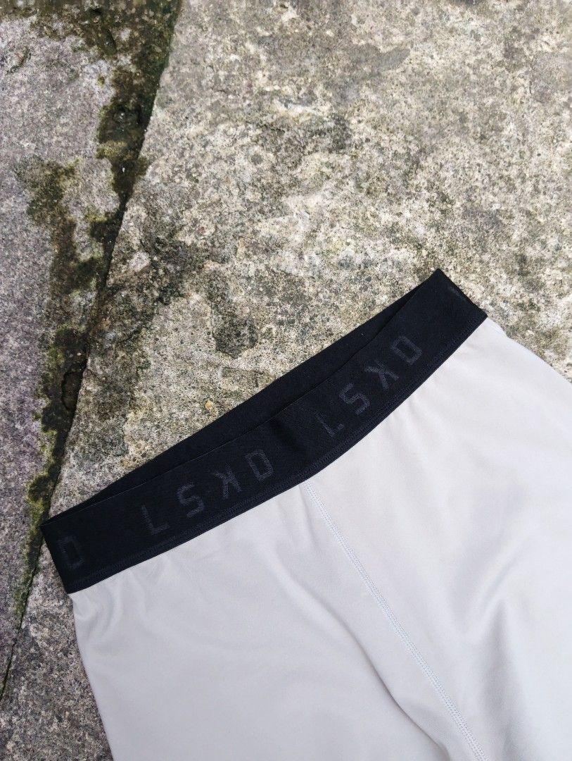 LSKD WAISTBAND LOGO CYCLING (Category: Activewear) located in Talisay. Submitted by nooooooooooooooooy (Listing ID 1462566705, Image 3). Description: MEDIUM WAIST 25 TO 28 LENGTH 13 EXCELLENT NO FLAWS, NEED WASH.