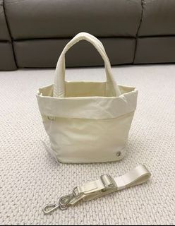 （分類：）位於 。 由 caanacok-0 提交（商品編號 1462563376，圖片 1）。簡介： 。
