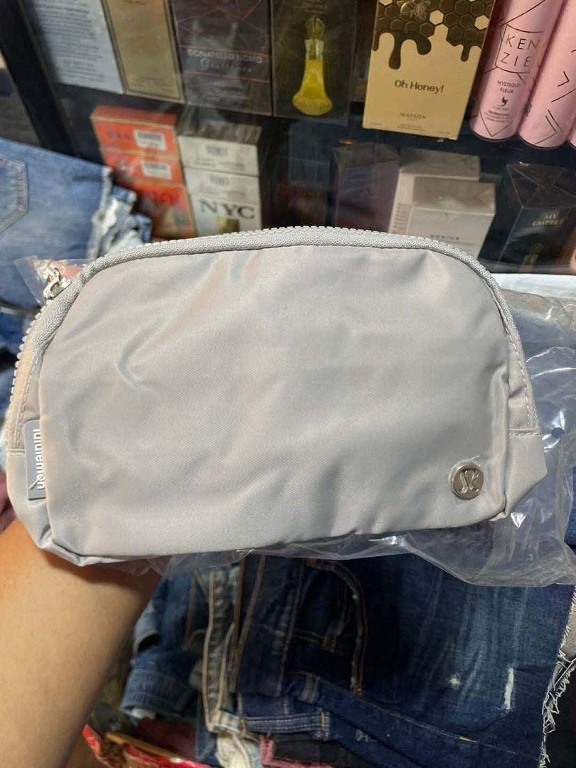 Lululemon Grey Pouch Bag (Category: Purses & Pouches) located in Manila. Submitted by lbiliran1346900 (Listing ID 1462474775, Image 1). Description: - Grey Lululemon pouch - Zipper closure - Interior mesh pockets - Interior zipped compartment - Small Lululemon logo on the outside - Ideal for organizing essentials.