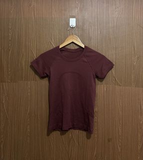 (Category: ) located in . Submitted by streetwear.collections (Listing ID 1462460736, Image 1). Description: .