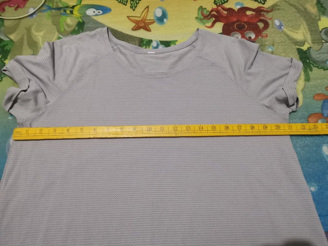 Lululemon oversized shirt (Category: Shirts) located in San Pedro. Submitted by thriftersthrift (Listing ID 1462457292, Image 3). Description: Width(inches) :21 Length(inches) :26 Good condition Already wash Color rate : 9.5 /10 🌵ALL ITEMS ARE FROM UKAY BALE SO MANAGE YOUR EXPECTATION 🌵 ASK SELLER FOR MORE INFORMATION COLOR MAY CHANGE TRU LIGHTING.