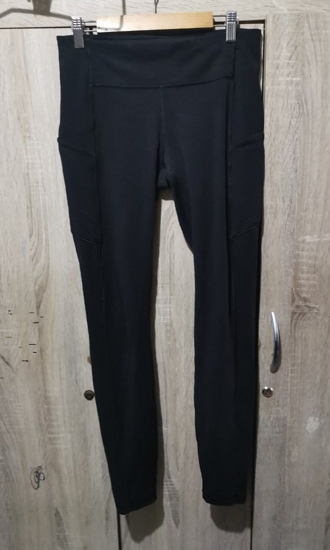 Lululemon speed up tight dot 6 (Category: Activewear) located in San Pedro. Submitted by thriftersthrift (Listing ID 1462453565, Image 3). Description: Waistline (inches) :27 Length(inches) :35.5 Good condition Already wash Color rate : 9.5 /10 🌵ALL ITEMS ARE FROM UKAY BALE SO MANAGE YOUR EXPECTATION 🌵 ASK SELLER FOR MORE INFORMATION COLOR MAY CHANGE TRU LIGHTING.