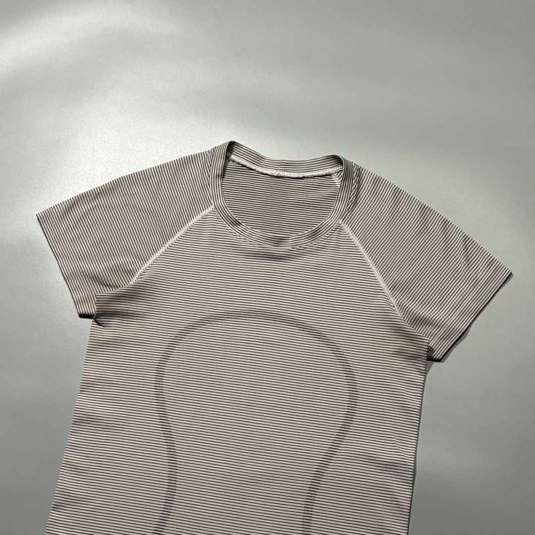Lululemon Striped Swiftly Tech Short Sleeve (Category: Activewear) located in Tayabas. Submitted by bayabaskartell (Listing ID 1462443047, Image 3). Description: .