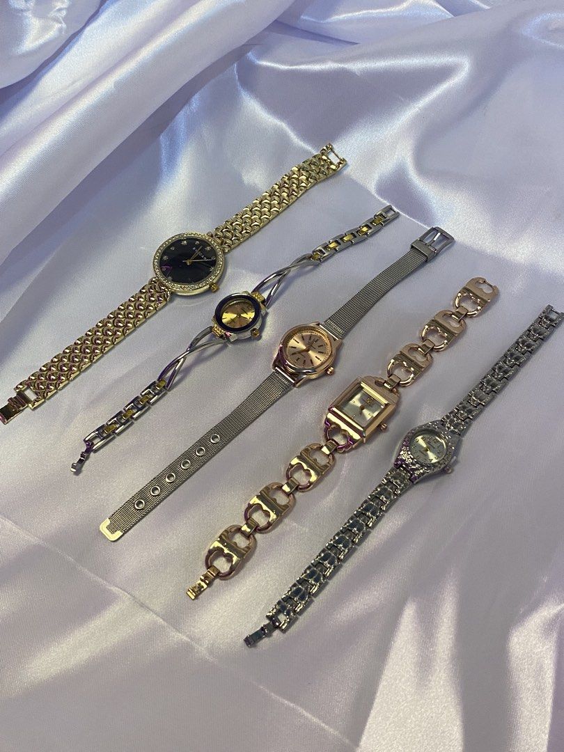 Luxury Vintage Analog Watch - NEW DESIGNS (Category: Women's Watches) located in Caloocan City. Submitted by sujenzkiii (Listing ID 1462595821, Image 2). Description: 💗✨ Luxury Vintage Watch - perfect for everyday use, for your girly pops, friends, or personal! • battery operated • non-tarnish upon proper care • with box included.