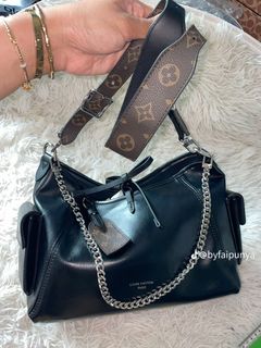 (Category: ) located in . Submitted by missdeclutter_closet (Listing ID 1462233443, Image 1). Description: .