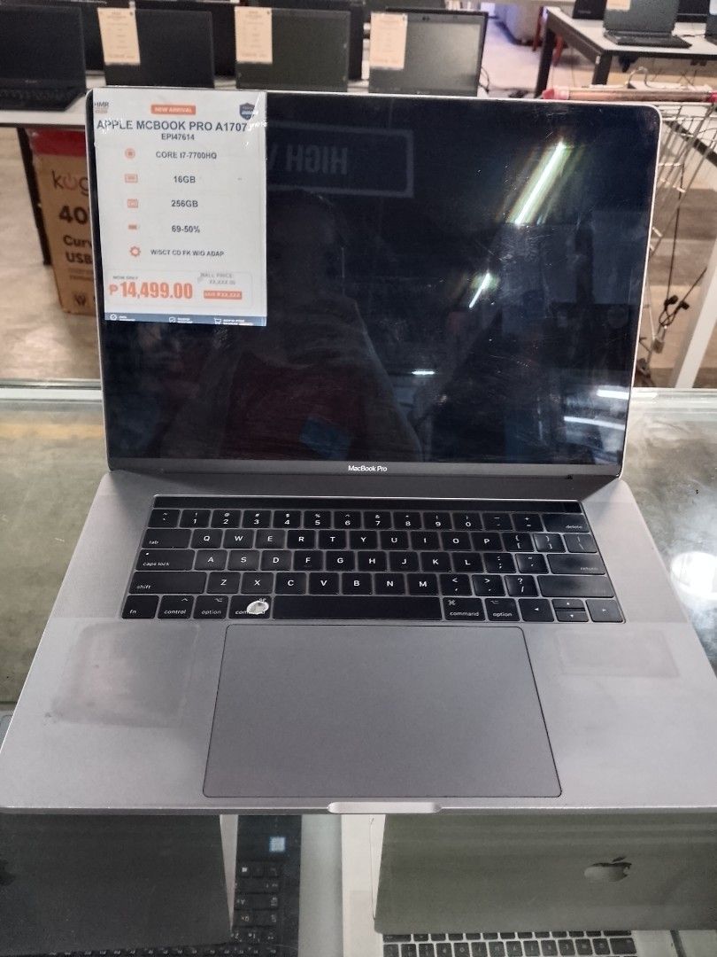 Macbook laptop (Category: Laptops & Notebooks) located in Manila. Submitted by jlyn14 (Listing ID 1462507358, Image 2). Description: .