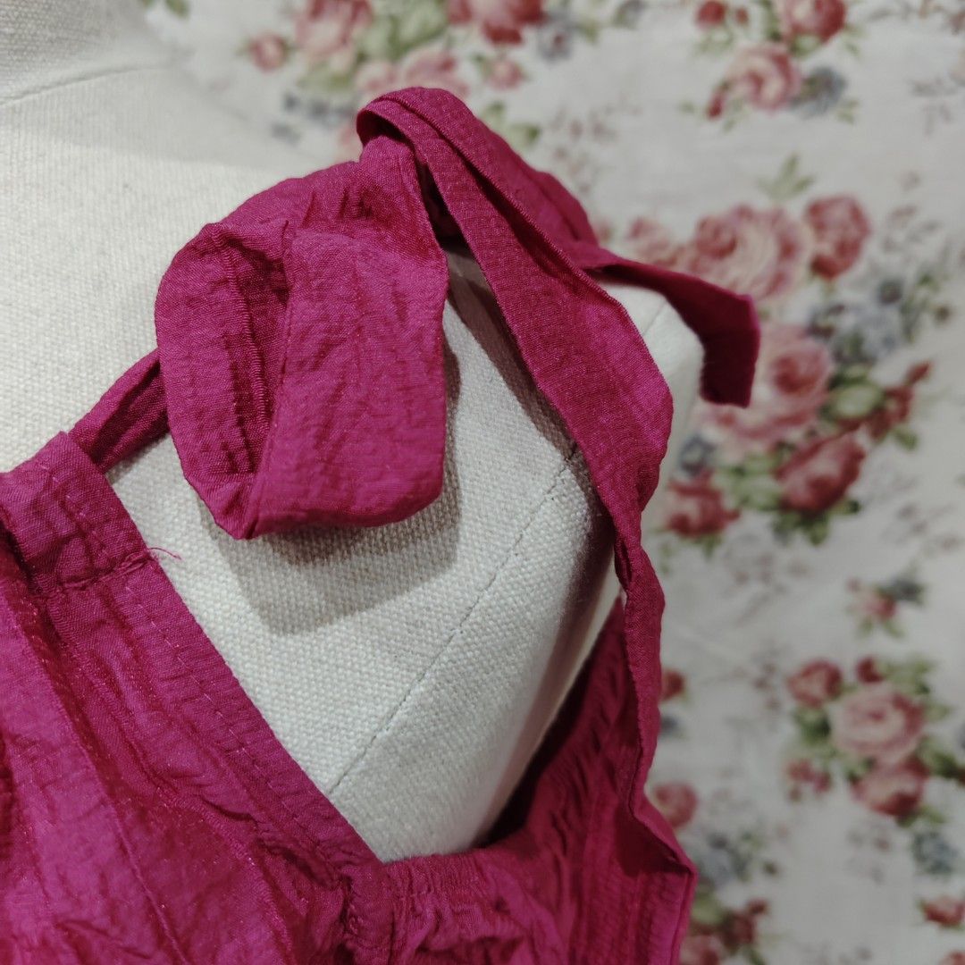 Magenta Off shoulder longsleeve Blouse (Category: Others Tops) located in Cabanatuan. Submitted by curated_cozy (Listing ID 1462471985, Image 2). Description: Thrifted! Size: S-M Bust: 42" Length: 44cm -Lightly Washed -Payment thru Gcash, Gotyme, MariBank -Shipping via J&T -Buyer shoulders Shipping Fee ‼️No Rush Order‼️ [SKU: KNT4-B2 ].