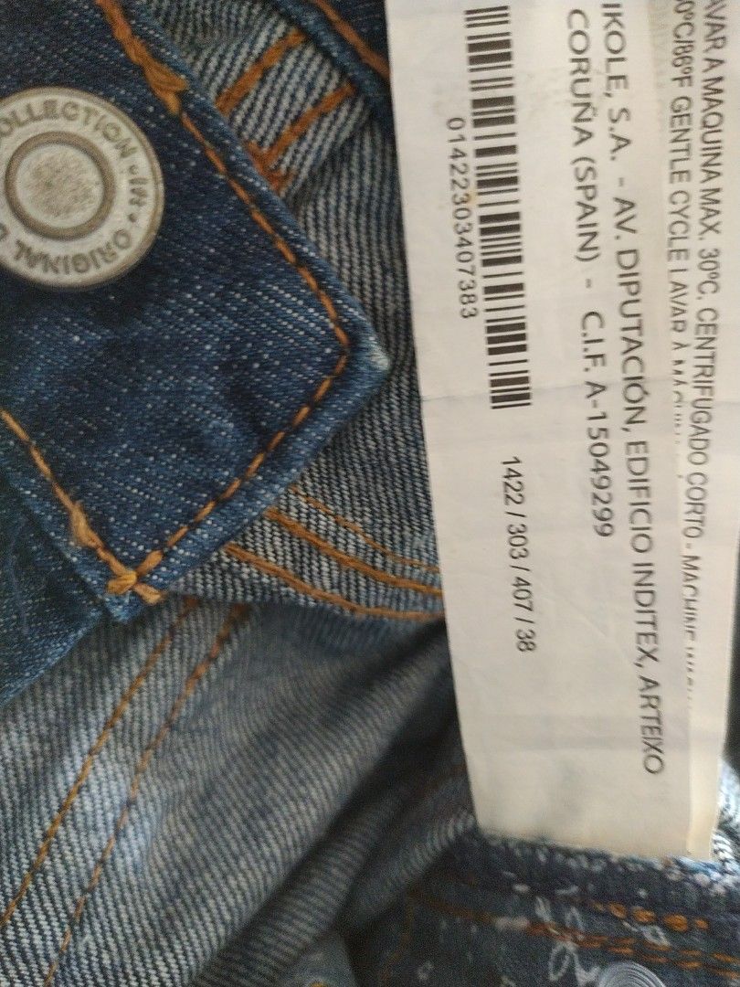 Maong short (Category: Shorts) located in Manila. Submitted by timtam04 (Listing ID 1462440672, Image 3). Description: waistline 32 length 11inches buy1take1.