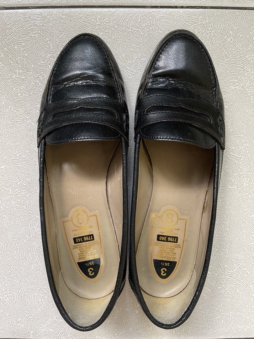 Mark & Spencer Loafers (Category: Loafers) located in Manila. Submitted by lazythrifter.ph (Listing ID 1462454325, Image 1). Description: St Michael’s (previously) Creases only no peelings, real leather Color: Black Size: UK 3 US5.5 Length: 9”.