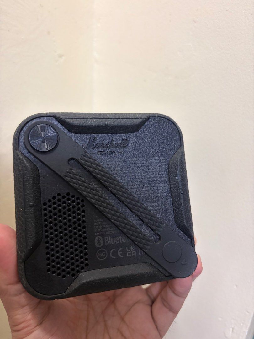 Marshall Willen 1 (BLACK) Portable Bluetooth Speaker (Category: Soundbars, Speakers & Amplifiers) located in Quezon City. Submitted by Lyavable.shop (Listing ID 1462517533, Image 2). Description: - Marshall Stockwell II portable speaker - Classic black textured finish with iconic gold Marshall logo - Seamless Bluetooth connectivity - Compact and durable design for portability - Impressive sound quality for its size - Ideal for enjoying music anyw