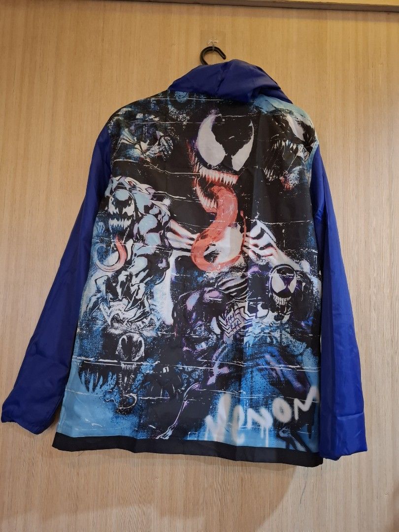 Marvel Spider-Man Venom Windbreaker Jacket (Category: Coats, Jackets and Outerwear) located in Rizal. Submitted by mirisica (Listing ID 1462567931, Image 2). Description: - Cool Venom graphic jacket - Blue sleeves and hood - Full zip front - Perfect for Marvel fans - Size: S - Made in China.