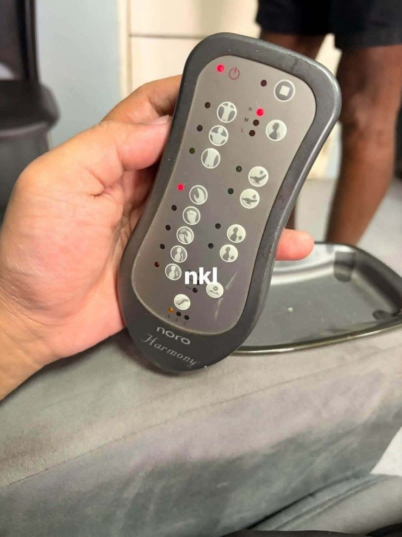 Massage Chair with Foot Massager (Category: Massage Devices) located in Bacoor. Submitted by pat0404 (Listing ID 1462597906, Image 3). Description: FOR SALE‼️FOR SALE‼️ Pre-owned OSIM Noro Harmony Massage Chair from🇲🇾 (srp ₱80K )❌❌❌ ⚡️⚡️⚡️Selling low🫦💦 💆‍♀️ Premium massage experience at home 🔌 Plug & use — ready to enjoy! 📦 Ready for pick-up ( IMUS) Perfect for anyone who wants a relaxing massage anytime without leaving home. 🩷 📩 DM Seri