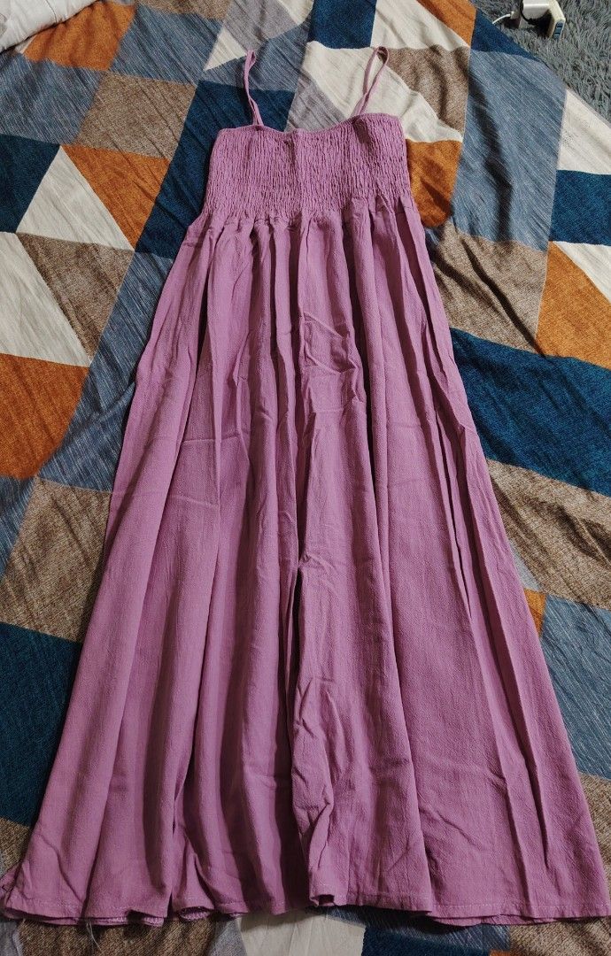 Maxi Dress (Category: Dresses) located in Quezon City. Submitted by franziana_22 (Listing ID 1462512150, Image 1). Description: Mauve pink spaghetti strap maxi dress.