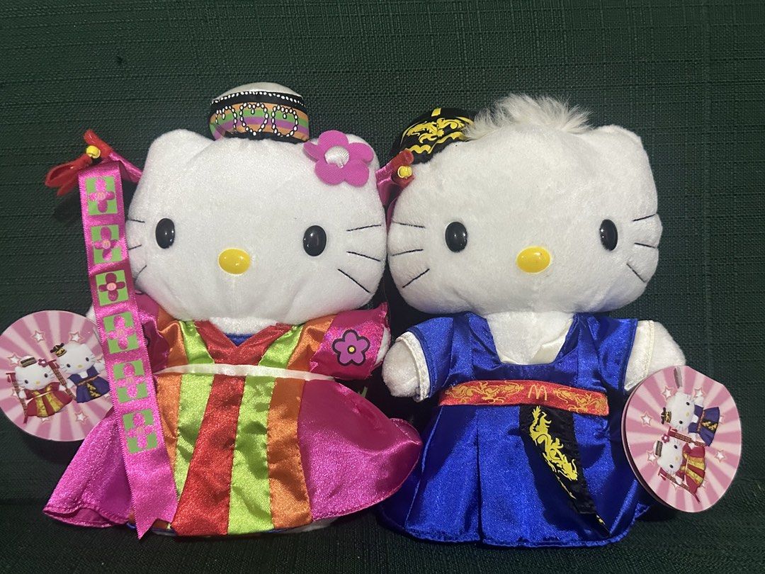 McDonald’s Hello Kitty Korean Wedding (Category: Character Goods) located in Manila. Submitted by sytakayama (Listing ID 1462552845, Image 1). Description: vintage Hello Kitty.