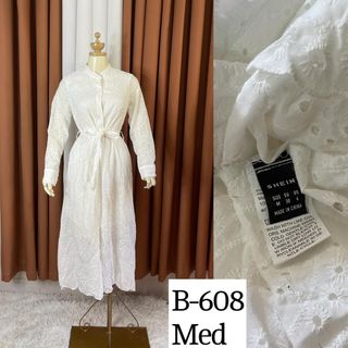 (Category: ) located in . Submitted by kimlyncloset (Listing ID 1462474129, Image 1). Description: .