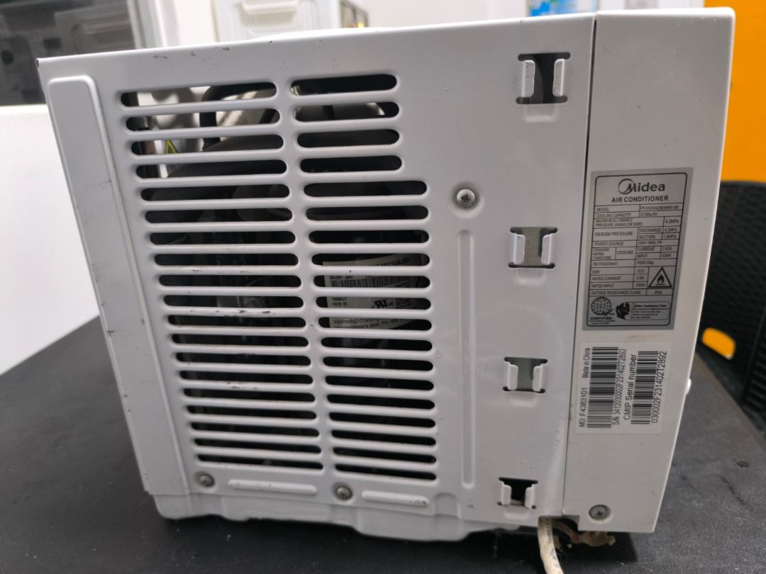 Media FP-51ARA006HMNV-N5 (Category: Air Conditioning and Heating) located in Quezon City. Submitted by poyuru (Listing ID 1462638890, Image 3). Description: Window type 0.6 hp Only used during summer and on a few occasions.