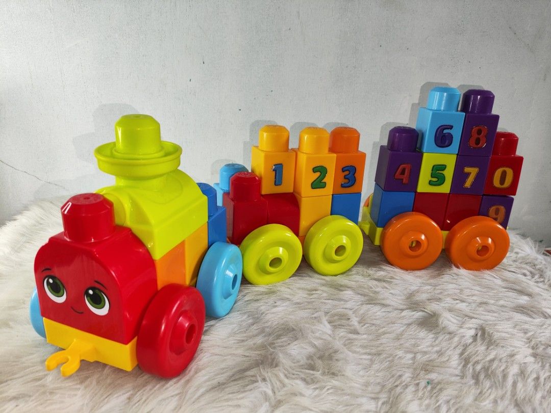 Mega Bloks Train Building Blocks Set (Category: Lego & Building Sets) located in Cavite. Submitted by tinetaclesss (Listing ID 1462524739, Image 3). Description: complete .