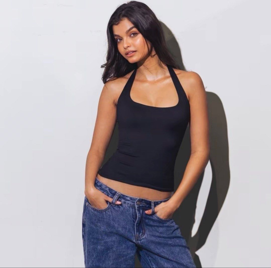 Mera Tank Top (Category: Sleeveless) located in Manila. Submitted by kenakeza (Listing ID 1462497703, Image 1). Description: -XXS-S -Used once, no defects -Is negotiable .