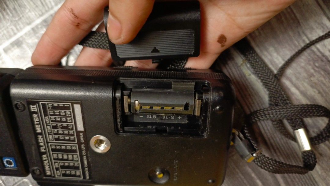 Minolta Flash Meter III (Untested) (Category: Video Cameras) located in Quezon City. Submitted by victorald25831 (Listing ID 1462530822, Image 3). Description: Good condition yung screen lang not sure. Untested.