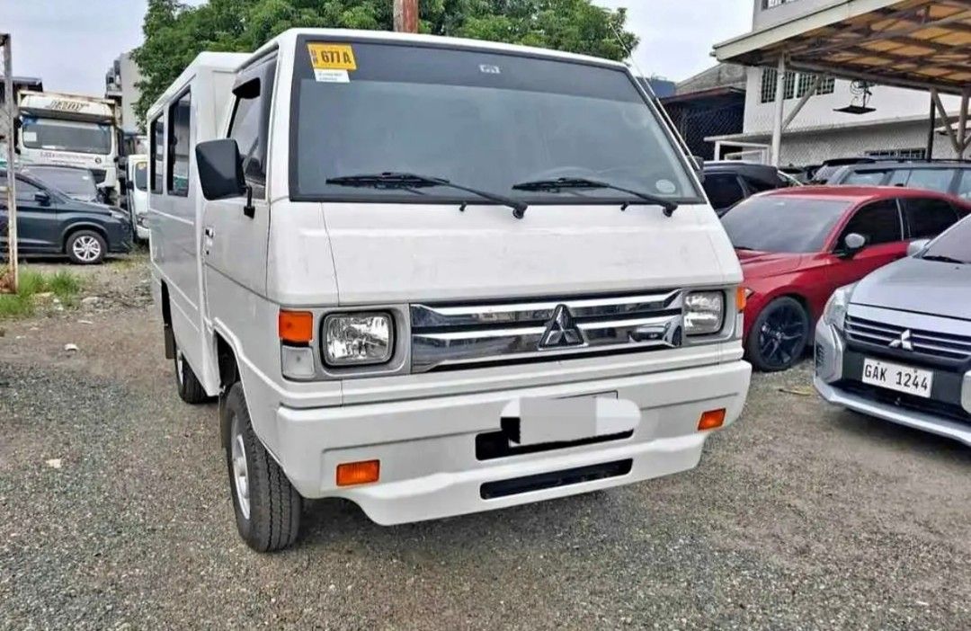 Hyundai starex gold platinum Auto (Category: Used Cars) located in Rizal. Submitted by MGTauto (Listing ID 1462484100, Image 2). Description: Rush Sale Mitsubishi L300 2025 No issue 820k.