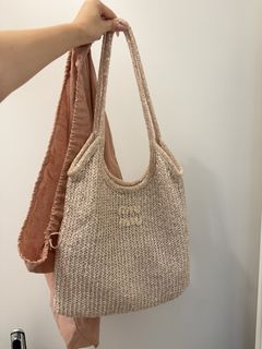 （分類：）位於 。 由 toytoy12345 提交（商品編號 1462537431，圖片 1）。簡介： 。
