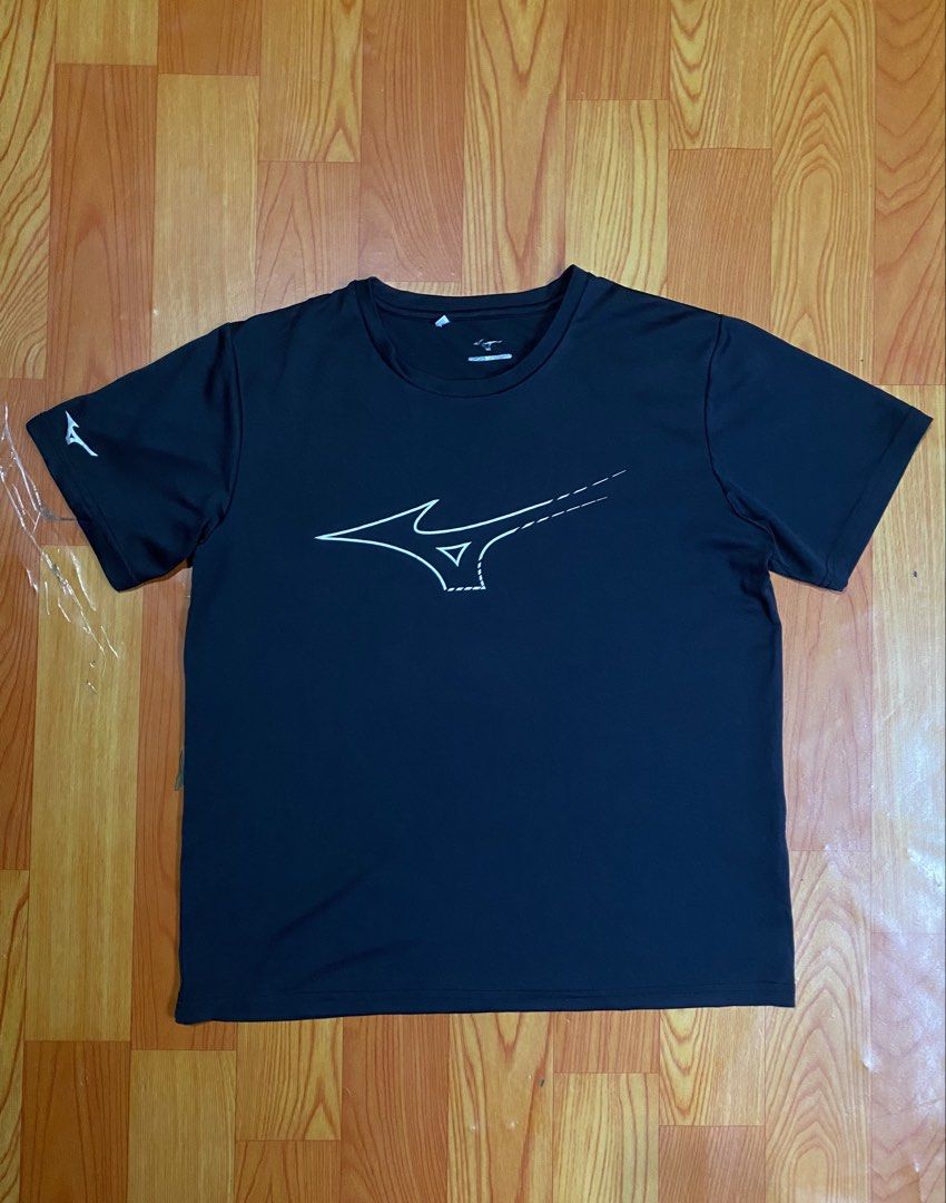 Mizuno shirt (Category: Activewear) located in Cebu City. Submitted by jerianix (Listing ID 1462628370, Image 1). Description: Mizuno shirt Size small W20 L25 Excellent condition No issues .