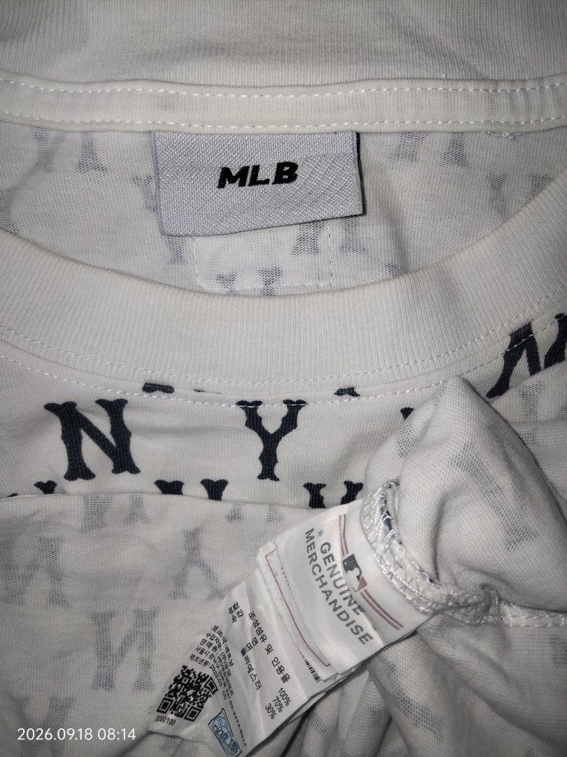MLB New York Yankees All Over Print (Category: Tshirts & Polo Shirts ) located in Caloocan City. Submitted by haruconcep52476 (Listing ID 1462448160, Image 3). Description: Dimensions W20.5×L25.5 Good condition Color rate 9 Issue need wash / yellow stain - White t-shirt with all-over NY Yankees print - Classic NY logo prominently displayed on the chest - Made from comfortable, breathable fabric - Ideal for any dedicated New York Yankees fan - Ver