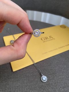 (Category: ) located in . Submitted by japanandsingaporeluxepreloved (Listing ID 1462443877, Image 1). Description: .