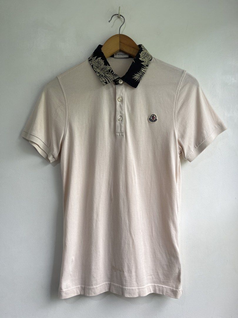 Moncler Maglia Floral Collared Polo (Category: Luxury Apparel) located in Dasmarinas. Submitted by bandananowheree (Listing ID 1462501715, Image 1). Description: Authentic Fits TTS And slimfit No flaws 18W 28L.