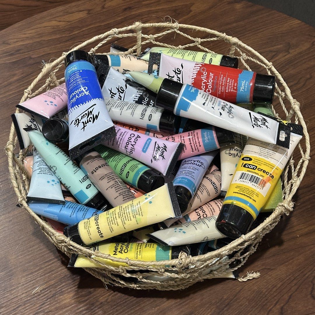 Mont Marte Acrylic Paint Set, Mediums (Category: Art & Prints) located in Quezon City. Submitted by gentle_le (Listing ID 1462508458, Image 1). Description: 🔹 Signature Metallic Acrylic Colour Paint Set 24 pc x 36 ml (barely used, most tubes are still sealed) — ₱850 (Original price: ₱1,145) 🔹 Acrylic Pastel Colours 48 pc x 36 ml (lightly used, some tubes are still sealed) — ₱1,250 (OP: ₱1,750) 🔹 3 Mediums: Acrylic Flow Medium 250 ml (lightly u