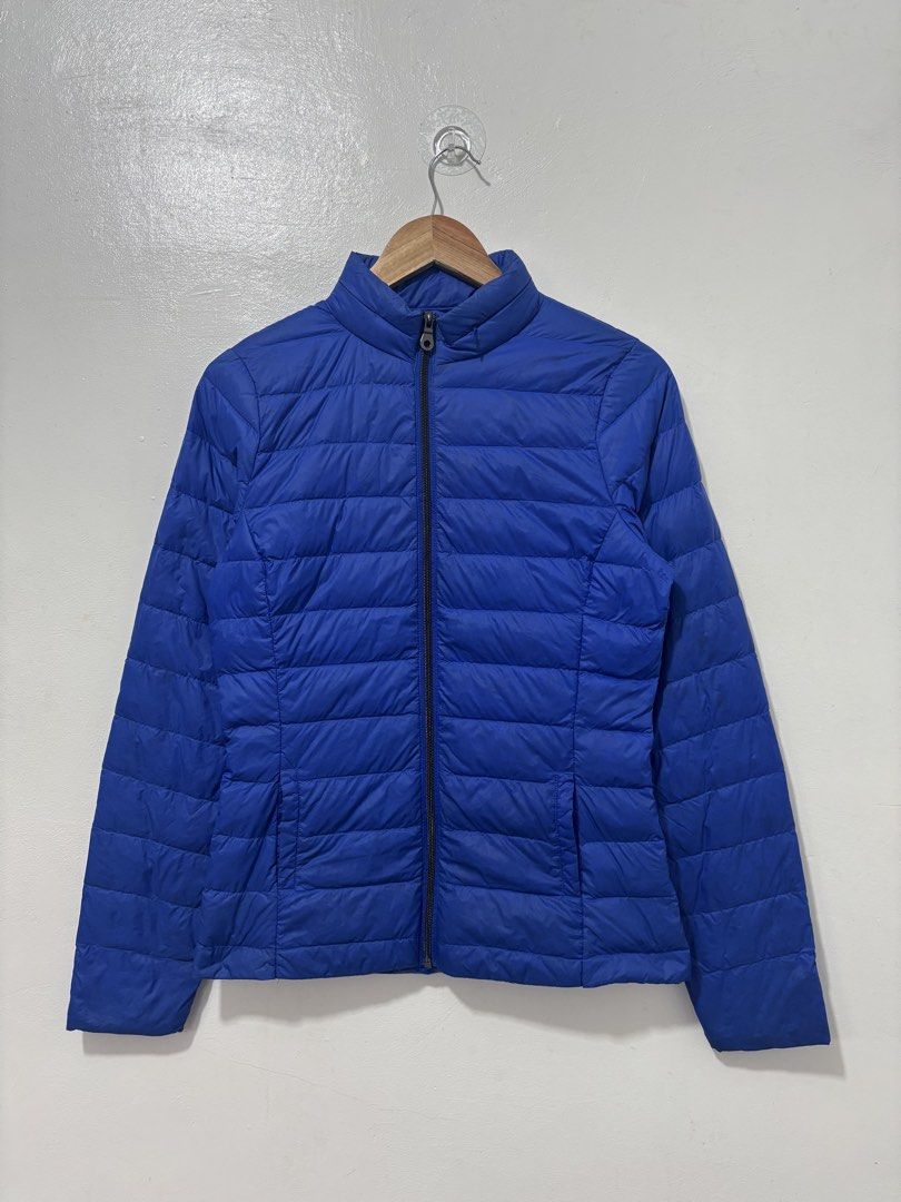 M&S Blue Light Puffer Jacket Women XS (Category: Coats, Jackets and Outerwear) located in Balanga. Submitted by winterlab_ph (Listing ID 1462513596, Image 1). Description: Code: A995 Width: 17.5 Length: 24.5 Shoulders: 15 Sleeves: 25.5 : needs wash .