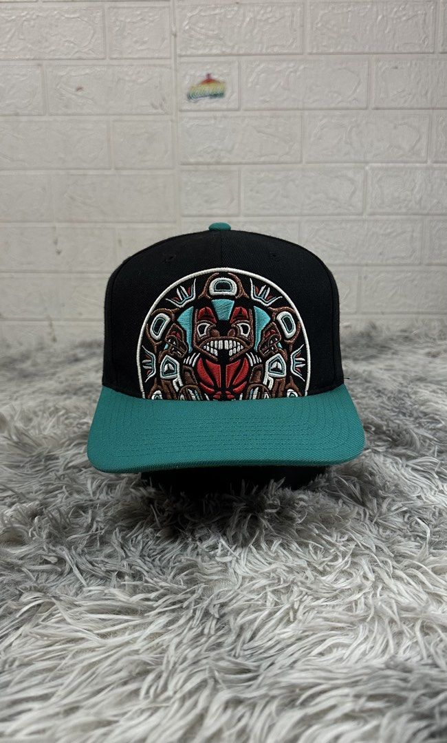 M*tchell & ness snapback vanc*uver grizzlies (Category: Caps & Hats) located in Manila. Submitted by paulovenegaskalakal2020 (Listing ID 1462443261, Image 1). Description: For sale! Kalakal Mitch*ll & ness snapback Vancouver grizzlies Adult Minimal dirt & scratch Broken 1 male snap Good as new Crispy Clean & reshape Ready to use MINE 1,295 +sf.