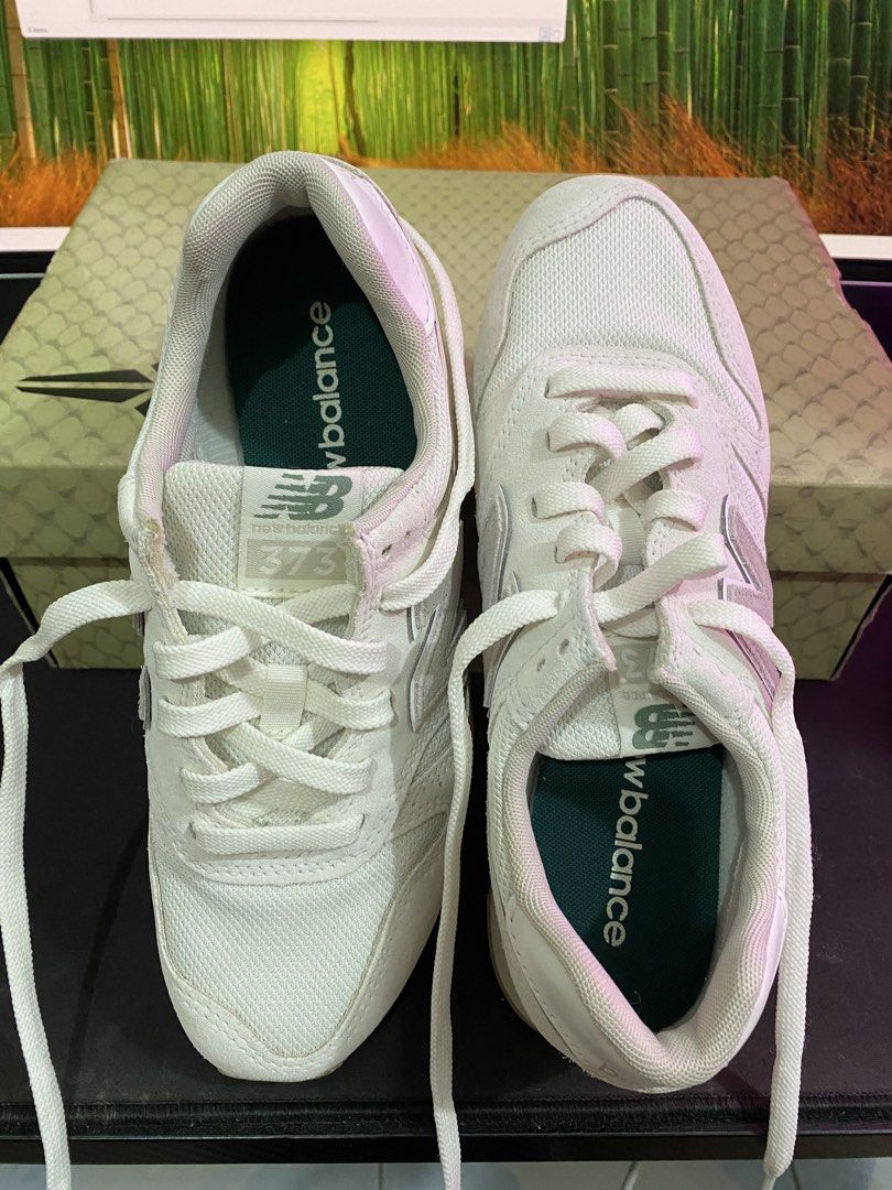 New Balance 373 – Off White (Category: Sneakers) located in Santa Rosa. Submitted by mhlnrsl (Listing ID 1462580722, Image 2). Description: Authentic New Balance 373 lifestyle sneakers in clean off-white colorway. Worn only once — excellent, like‑new condition. Features breathable mesh and synthetic uppers, cushioned midsole, and durable rubber outsole for everyday comfort. • Brand: New Balance • Model: 373 • Size: US 7 / UK 5 / EU 37.5 / JPN 24 