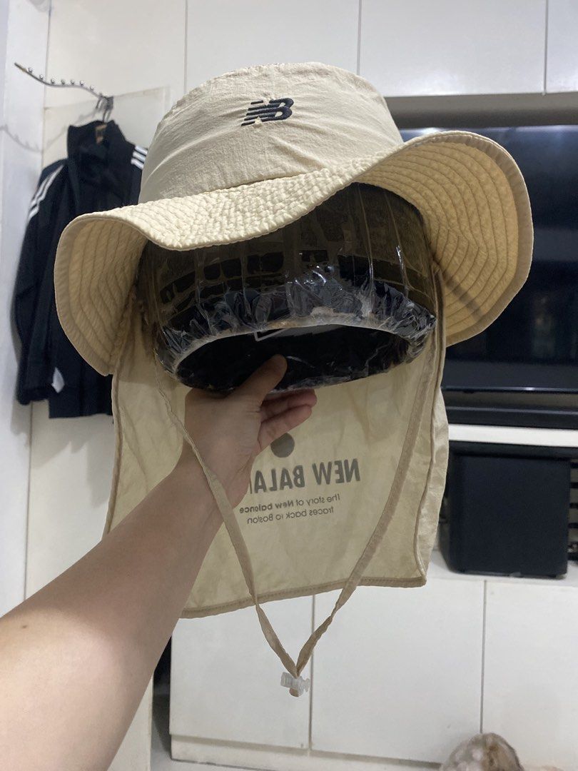 New balance buckethat (Category: Hats & Beanies) located in Santa Maria. Submitted by jordangail (Listing ID 1462578531, Image 2). Description: Excellent condi Small to semi med na ulo. Womens. Small mens No issue Mine na Gcash Jnt God bless.