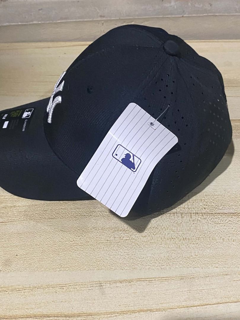 New York Yankees MLB Baseball Cap - Black, Perforated/Ventilated. (Category: Caps & Hats) located in Quezon City. Submitted by carlos132 (Listing ID 1462649169, Image 2). Description: - Officially licensed MLB - New York Yankees - Black perforated fabric for breathability - laser cut vent holes throughout. - Embroidered "NY" logo on front - Adjustable closure (Swoosh Flex) M/L. - Brand new with tags.