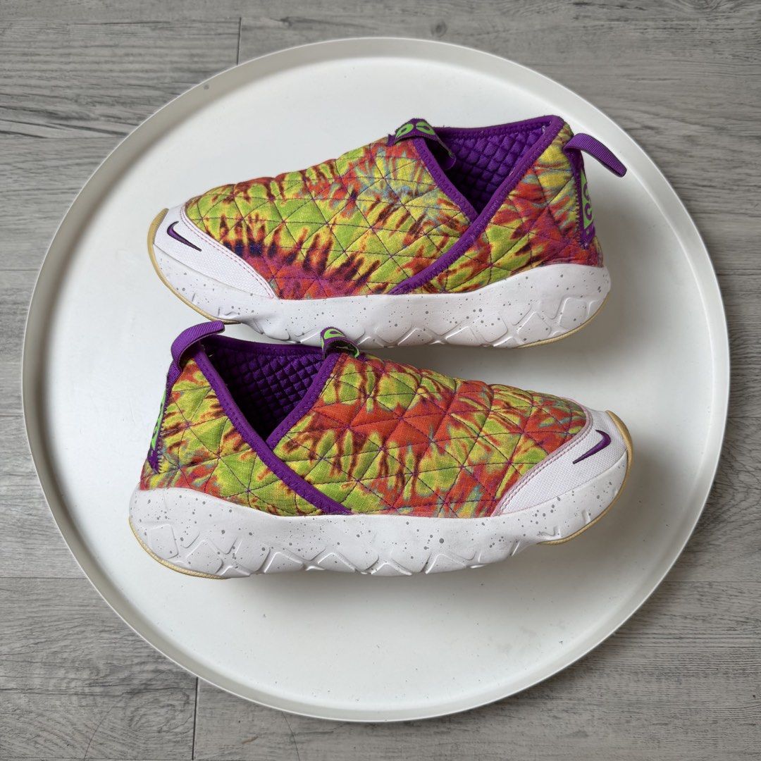 Nike ACG Thermal Clogs (Category: Sneakers) located in Manila. Submitted by wornagainstudios2 (Listing ID 1462640110, Image 1). Description: .