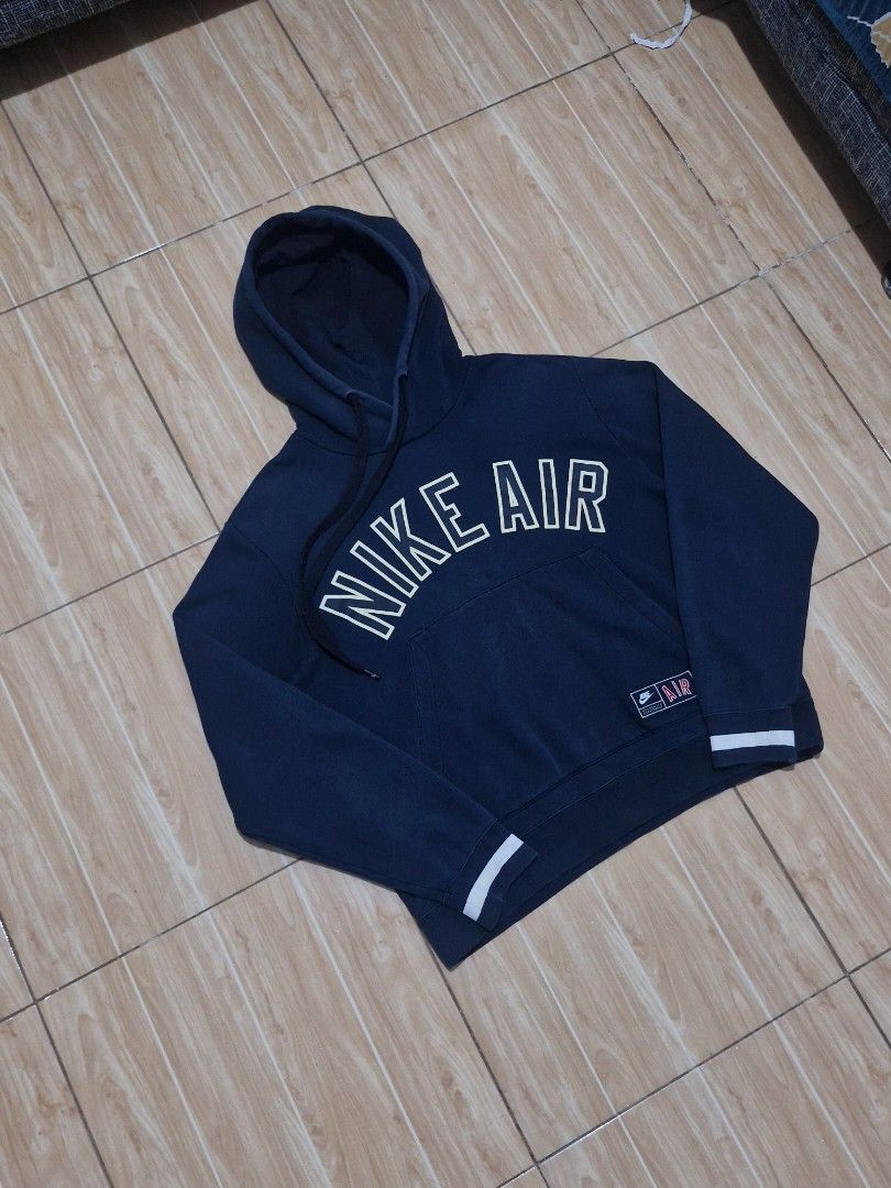 Nike Air (Category: Hoodies) located in Antipolo. Submitted by kentoy6666 (Listing ID 1462602662, Image 3). Description: .