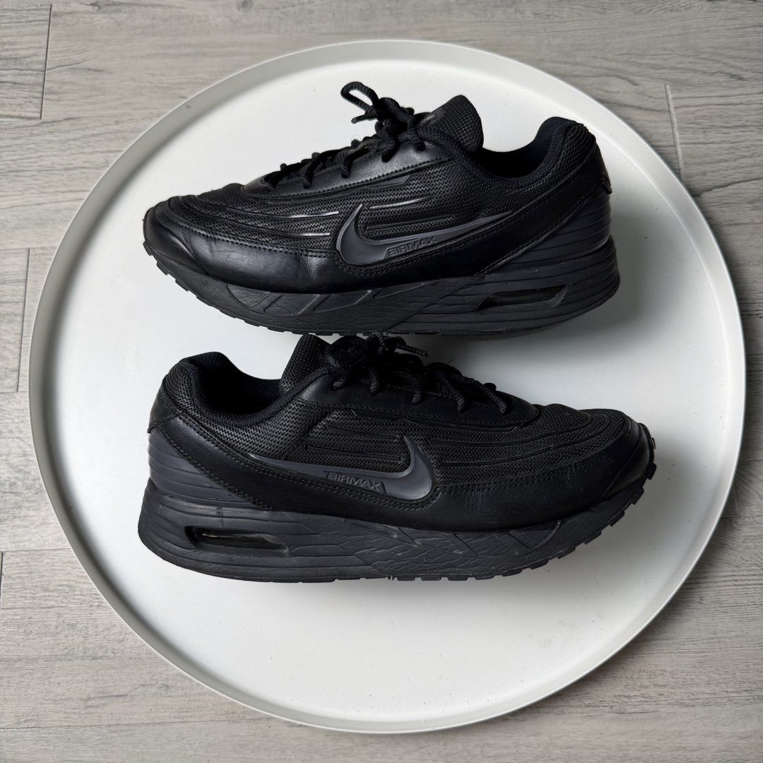 Nike Air Max Anthracite (Category: Sneakers) located in Manila. Submitted by wornagainstudios2 (Listing ID 1462639915, Image 1). Description: .