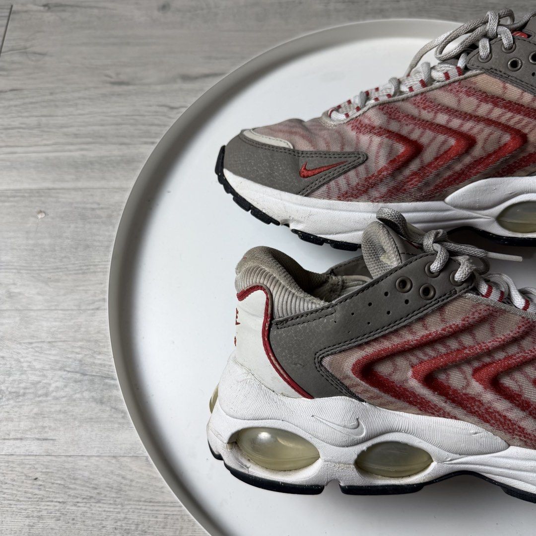 Nike Airmax Tailwind (Category: Sneakers) located in Manila. Submitted by wornagainstudios2 (Listing ID 1462644690, Image 2). Description: .