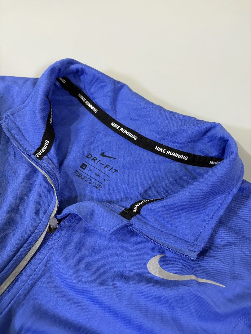 Nike Dri-Fit Running Top Blue XS (Category: Activewear) located in Davao. Submitted by brandedthrift.134 (Listing ID 1462646144, Image 3). Description: Nike running drifit xs on tag Length:25" Width:16.5" excellent condition no issue Price:549 🔖.