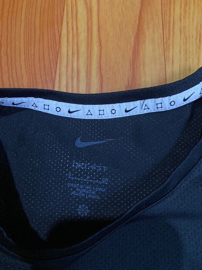 Nike drifit shirt (Category: Activewear) located in Cebu City. Submitted by jerianix (Listing ID 1462628547, Image 3). Description: Nike drifit shirt Size small W18.5 L26-27 Excellent condition No issues .