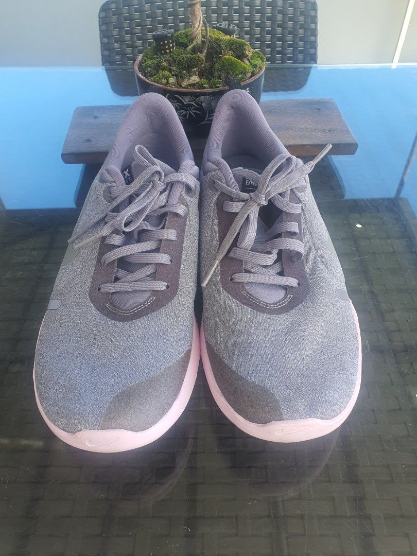 Nike Flex Experience Running Shoes (W11) (Category: Sneakers) located in Quezon City. Submitted by jt.pangan (Listing ID 1462679764, Image 1). Description: Fs: NIKE FLEX EXPERIENCE 8 RINNING SHOES Size: Women US 11 Preloved so manage expectation since its used Rfs: decluttering What you see what ypu get Actual photo posted Loc: bagong pag-asa QC.
